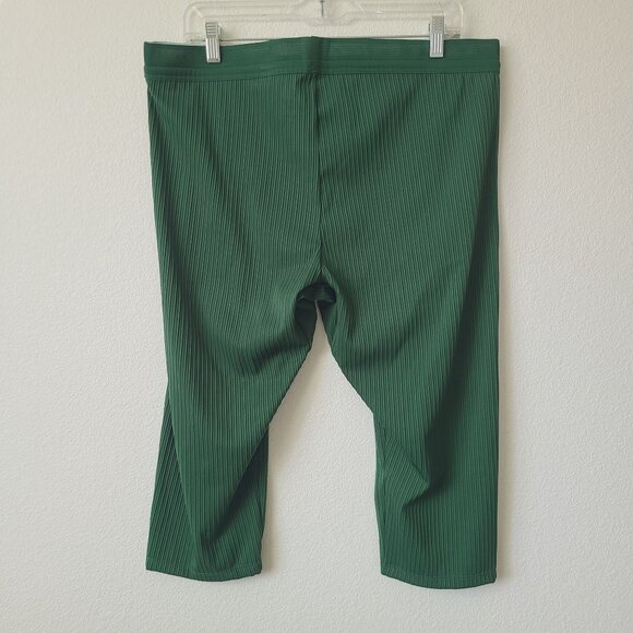 NEW Nike Womens Pro Elite Team Aeroswift 3/4 Running Tights DX9076-000 Size 3XL - Picture 2 of 4